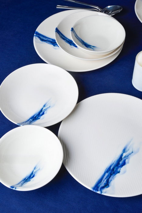 Hermia Toros Juego de Cena de Porcelana 18 Piezas Blanco y Azul